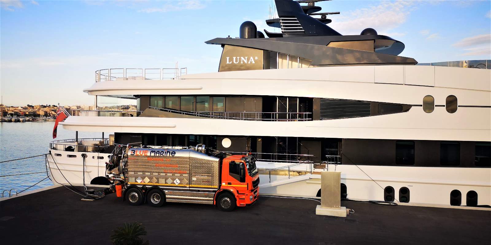 Camion huiles usées et eaux hydrocarburées