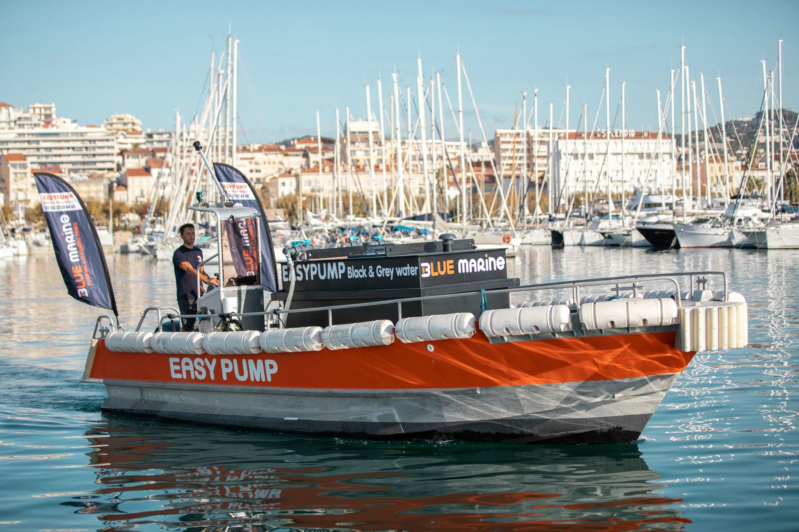 Clean all your tanks aboard your yachts on the French Riviera !